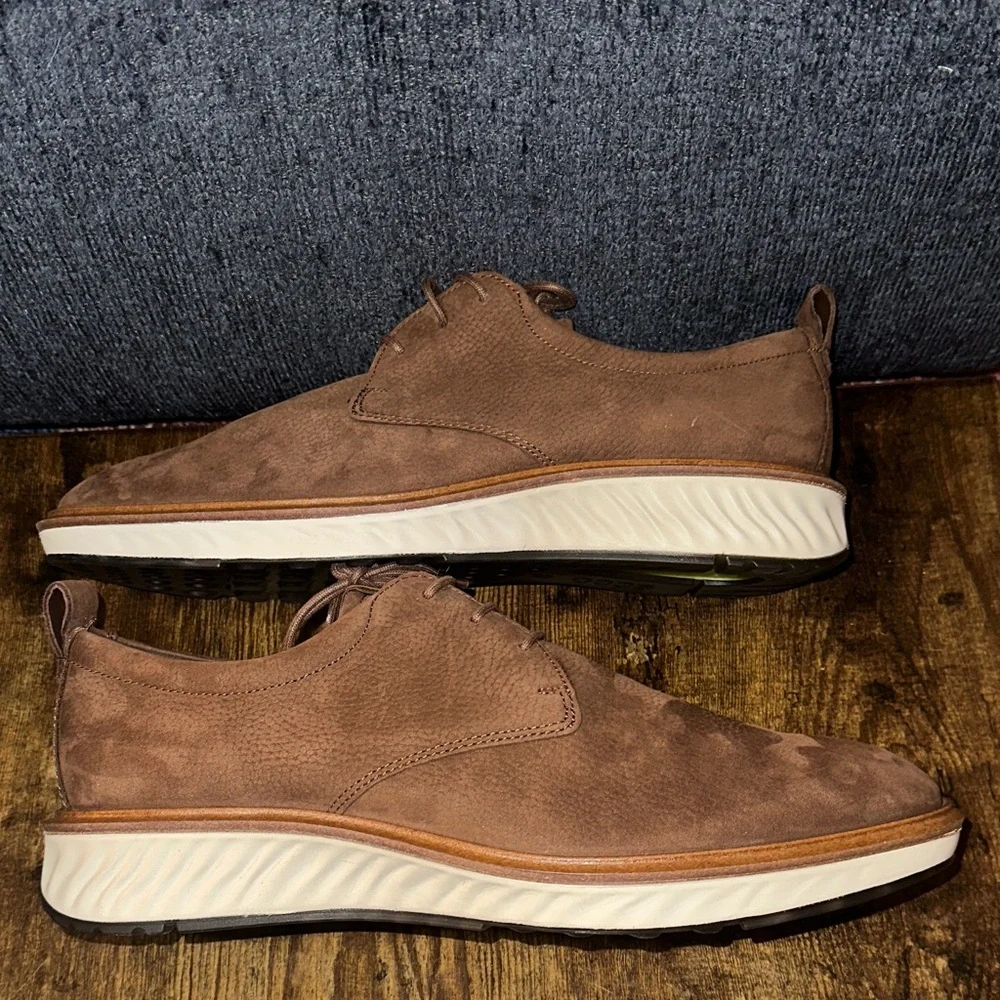 NIB ECCO ST.1 Hybrid Plain Toe Derby Men's Size 10 US / 44 EU Brown Nubuck